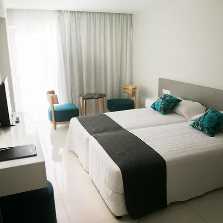 River Rock Hotel 3*